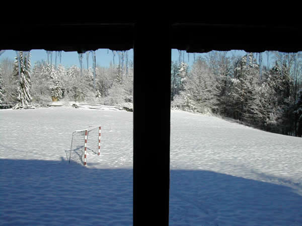 La neige par la fentre